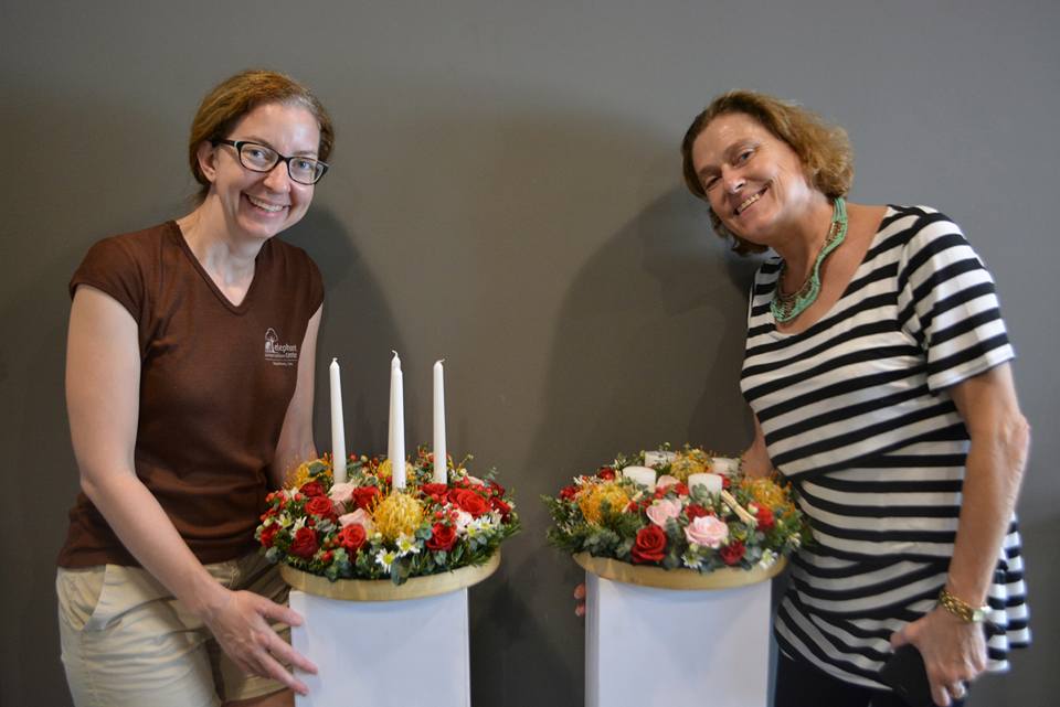 Khóa cắm hoa Trung cấp