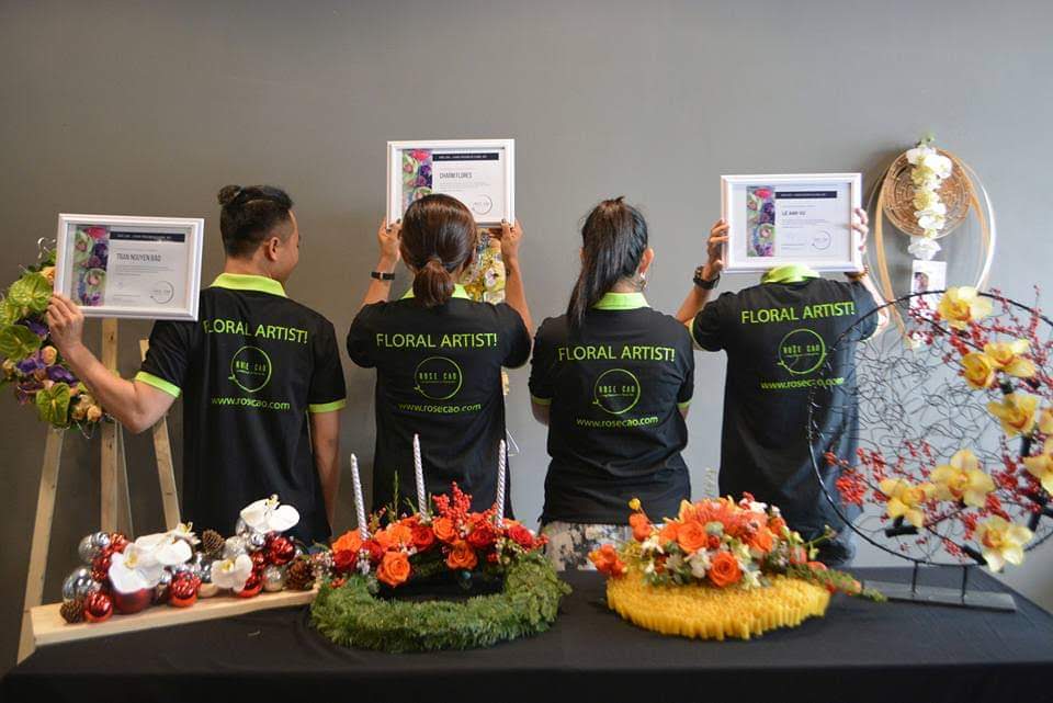 Basic vs. Intermediate vs. Advanced: Which Floral Design Course Is Right for You?